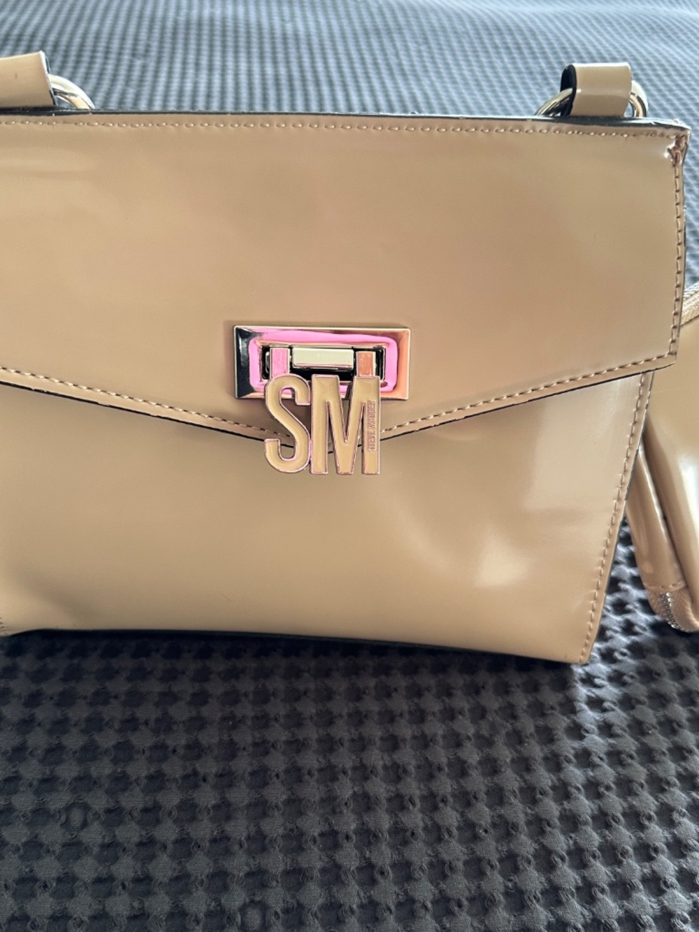Steve Madden purse with Feux leather - Picture 7 of 7